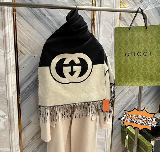 D122607新款双G重叠黑白拼色羊绒流苏围巾披肩 商品图2