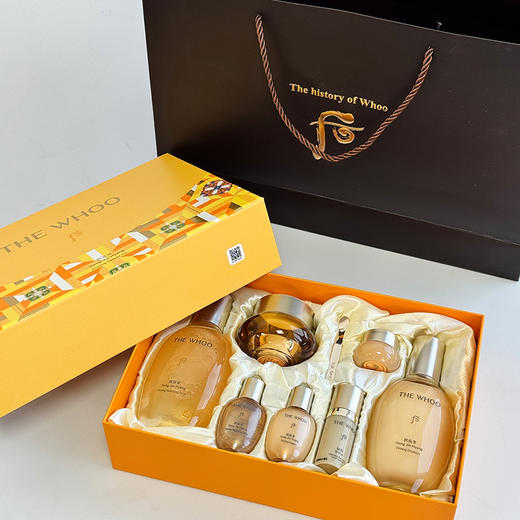 【The whoo &The history of whoo  享平颜护肤礼盒&享紧塑弹润礼盒】年货礼 护肤必备大套盒 商品图0