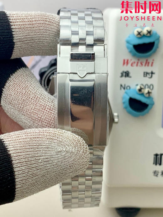 时光铸经典，腕间藏锋芒— ZF帝舵 帝陀碧湾54型系列M79000 男士腕表 表径37mm 小手腕福音 湖水蓝 蒂芙尼蓝盘 商品图4