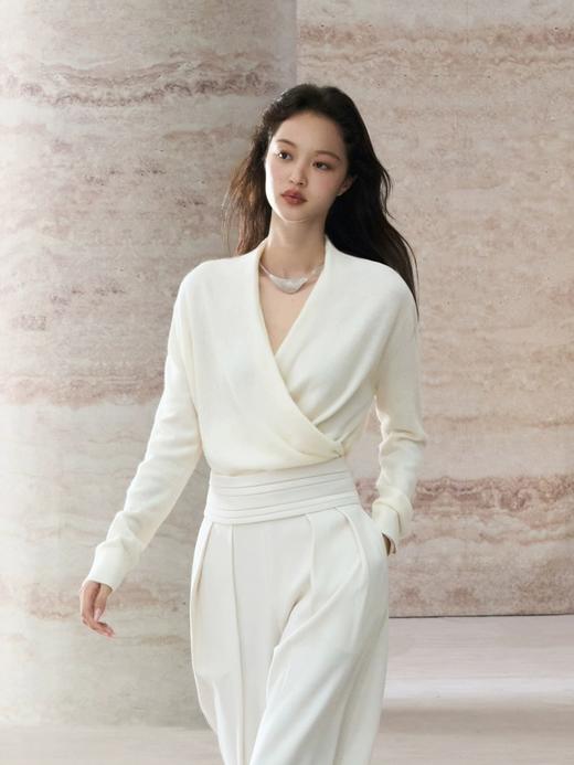 正红法式通勤100%羊毛交叉叠襟领大气知性针织衫上衣 商品图7