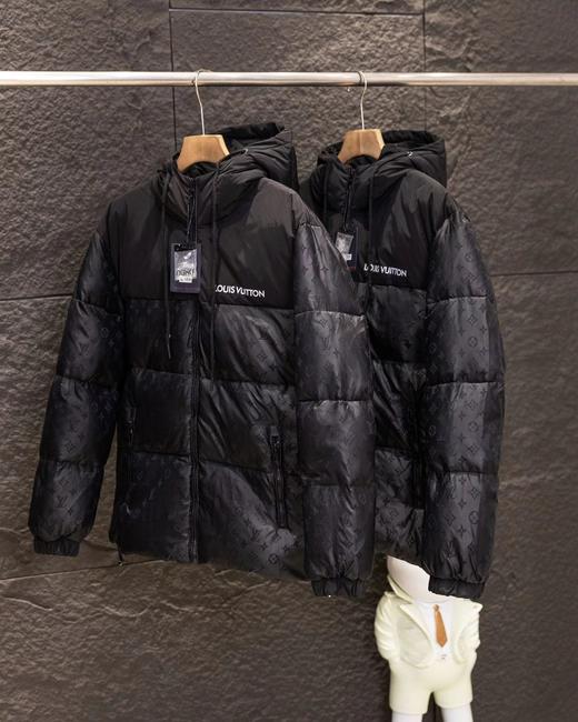 D122632满印拼接老花logo运动款加厚连帽羽绒服 商品图2