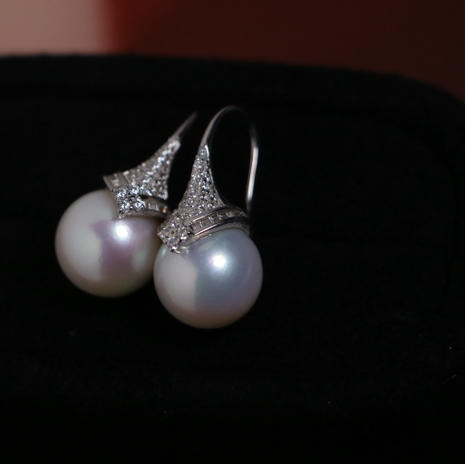 耳钩款淡水珍珠耳坠 11-12mm 正圆强光 面无暇 侧边微微瑕  纯银配件 商品图0