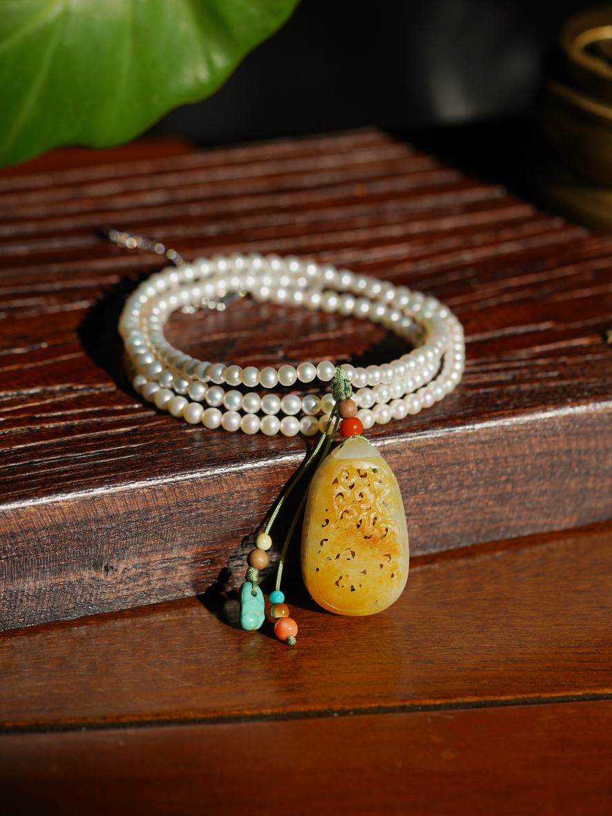 和田玉香囊珍珠项链