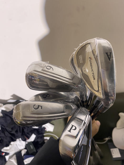 全新正品MARUME N男士铁杆组秒杀价1880元8只碳素SR原价12800元 商品图2