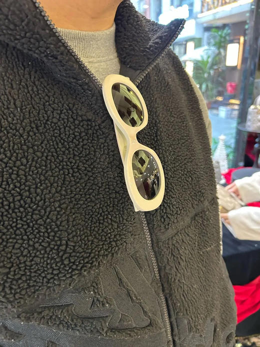 Celine 奶白色 墨镜 商品图2