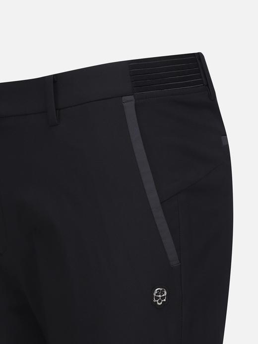 男士骷髅头限量徽章长裤来了！韩版限量特别款，弹力面料薄厚适中，适合南方或北方开春穿着，低调内敛的设计，细节满分，口袋位置都有包边，弹力松紧腰带不勒肉！ 商品图3