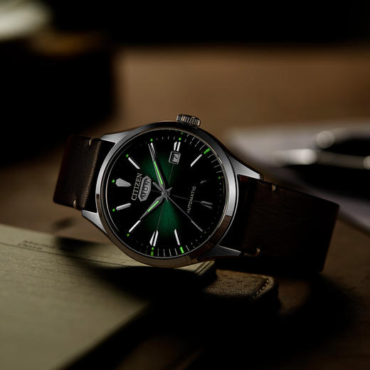 SHNH8390-03XB 西铁城Citizen 西铁城时尚简约皮带男士机械表NH8390-03XB 商品图2