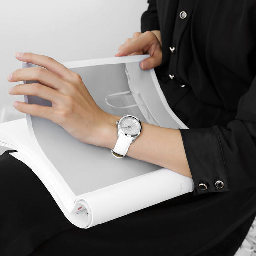 HCT0352101603100 天梭TISSOT 天梭TISSOT库图系列简约风格日历窗格石英女表 商品图4