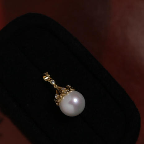 梨花头款淡水珍珠吊坠 11-12mm 正圆强光 面无暇 侧边微微瑕 925纯银配件 商品图4