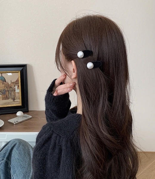 直发 新年款红色系 一家高端品的抓夹系列 商品图9