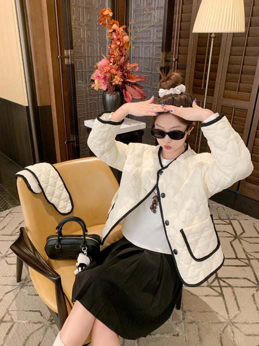 <曾小咸推荐>现货秒杀 ！微信超特价！韩系菱格羊羔毛外套 日常299.99 立减150 秒杀149.99！！蝴蝶结印花打底衫 秒杀59.99！！ 商品图9