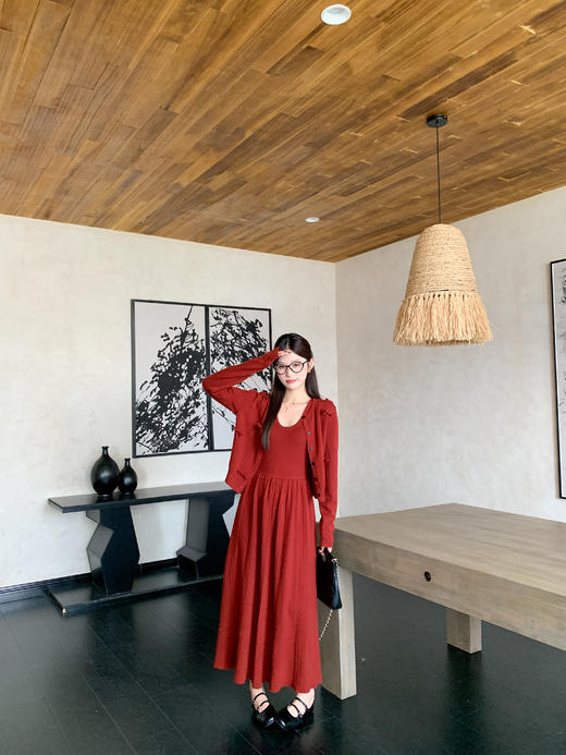 <曾小咸推荐>现货秒杀 ！微信超特价！韩系开衫+背心连衣裙套装 日常259.99 立减120 秒杀139.99！！ 商品图10