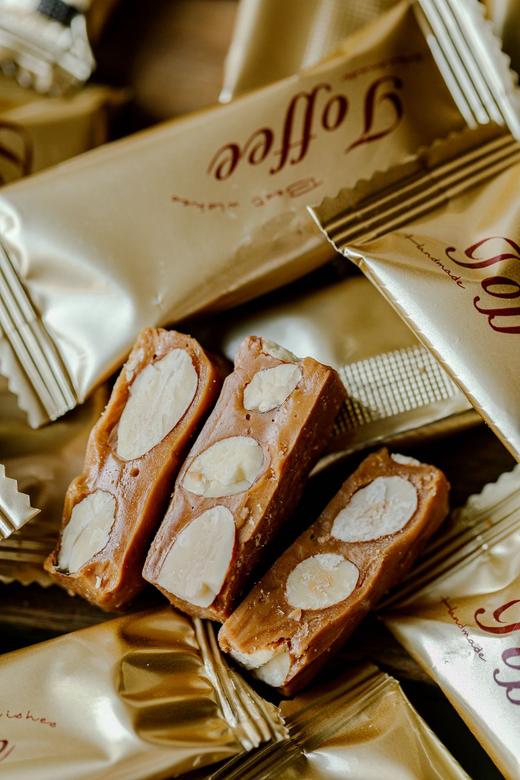 🌰朴食有方 法式巴旦木太妃糖｜35%整颗巴旦木+黄金奶香配比，重新定义清爽不腻的太妃糖！ 商品图1