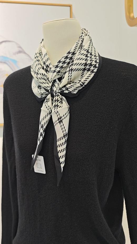 58I616真丝菱形长巾 商品图3