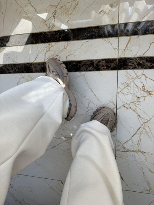 1227-6亏清 巴黎家 track 3.0 更饱满立体轻便 廓形厚底老爹鞋 情侣款运动休闲鞋 35-46码准码不要选大 商品图6