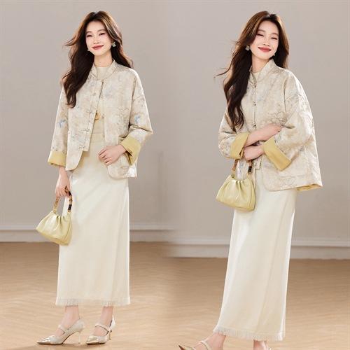 新款洋气加厚新中式气质优雅盘扣款刺绣棉衣上衣外套633 商品图0