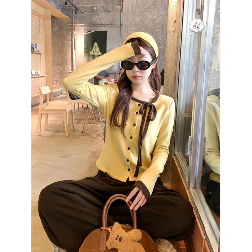 <曾小咸推荐>3.4现货秒杀 ！微信超特价！韩系撞色针织衫 日常139.99 立减60 秒杀79.99！！ 休闲裤（加绒）秒杀89.99！！ 商品图3