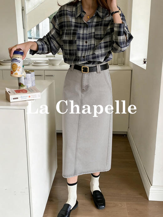 拉夏贝尔/La Chapelle休闲百搭做旧水洗后开衩A字牛仔半身裙 商品图2
