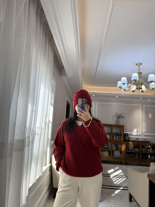 1227-5 渠道圆正 小禾 新年红 V领羊绒针织衫 我穿L 商品图13