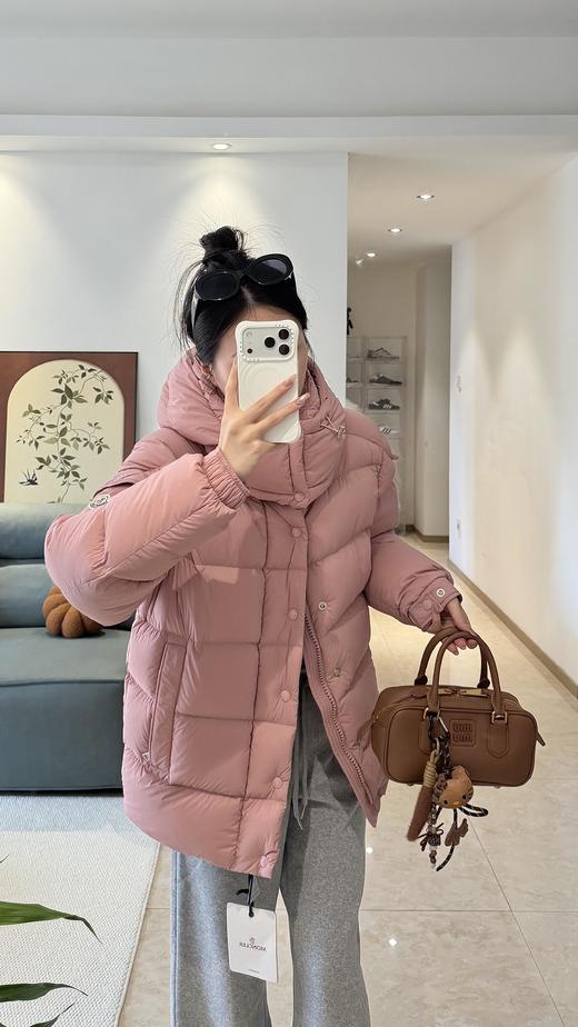 【体验无断层】Moncler Maya 70 (Vezere哑光雾面升级版） 粉色少女心穿搭 爱上了干枯玫瑰粉 雾霾哑光粉高级又显白 maya属于不挑人的经典款 冬天谁穿这件谁好看哈哈哈哈 商品图3