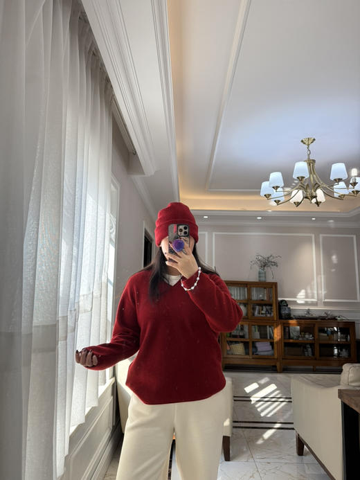 1227-5 渠道圆正 小禾 新年红 V领羊绒针织衫 我穿L 商品图2