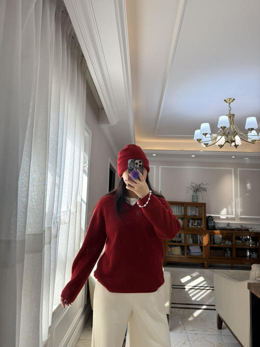 1227-5 渠道圆正 小禾 新年红 V领羊绒针织衫 我穿L 商品图9