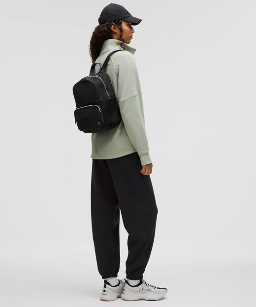 新年好折！lululemon  Everywhere 小号双肩包11.5L 商品图1
