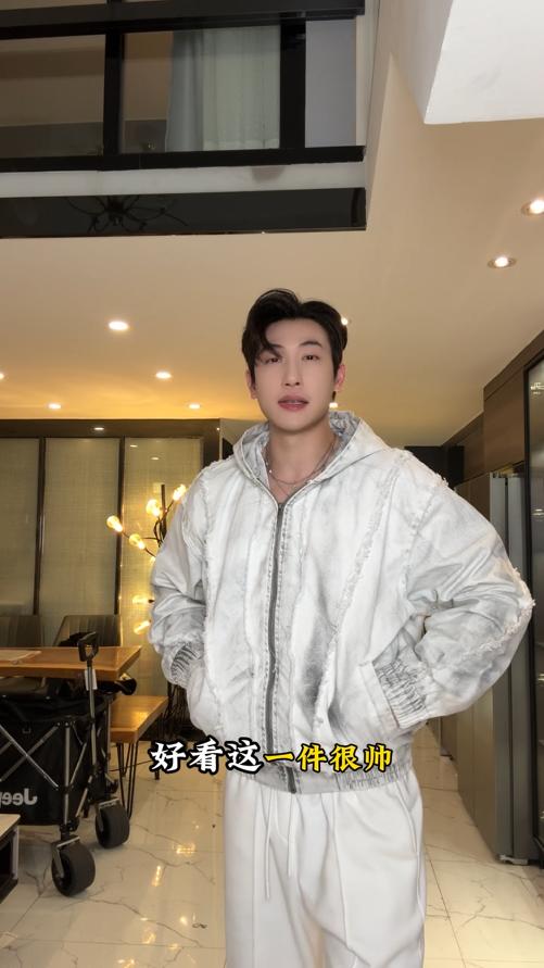 F7111SDSA男士秋冬新款痞帅男装美式高街拼接连帽夹克外套百搭时尚上衣 商品图0