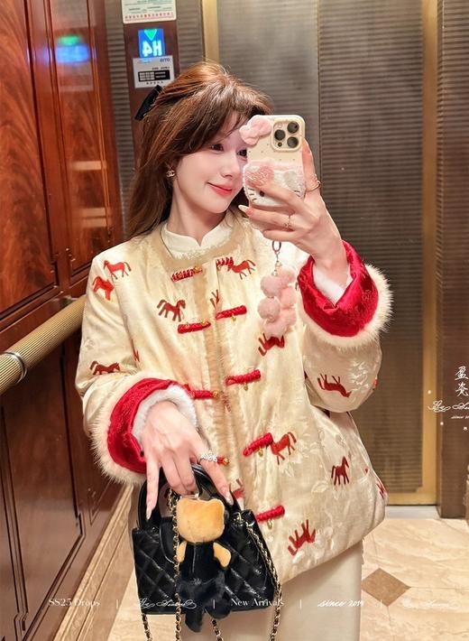 开运战袍两面穿小马提花羽绒服 商品图3