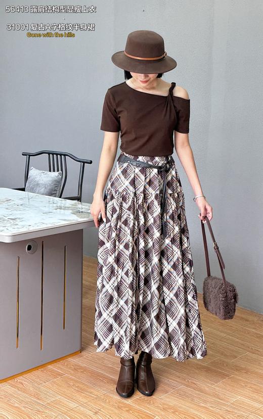 T56413#露肩结构型显瘦T恤 商品图1