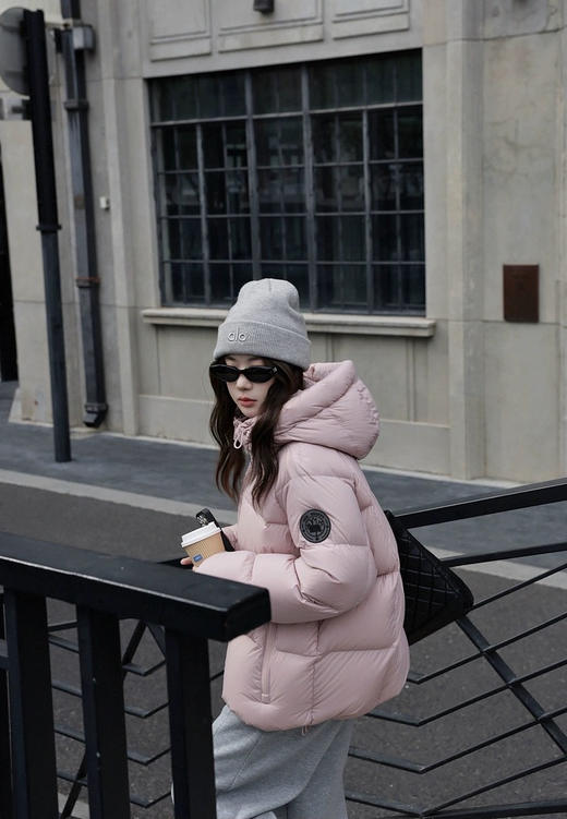 贝家黑标安心绒新国标泡芙羽绒服 商品图1