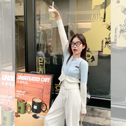 <曾小咸推荐>4.5 现货秒杀 ！微信超特价！撞色麻花肌理针织开衫 日常159.99 立减80 秒杀79.99！！ 商品图2