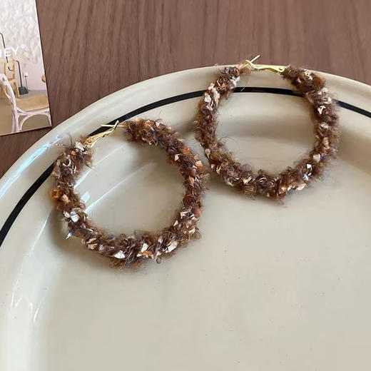 毛绒绒耳圈秋冬耳饰-纪念日百货门店同款168445011 商品图3