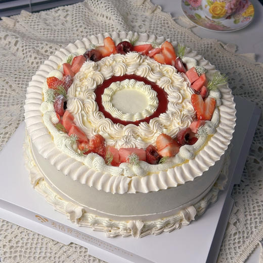 复古奶油蛋糕（应季水果和花叶随机） 商品图0