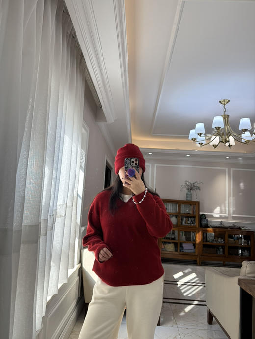 1227-5 渠道圆正 小禾 新年红 V领羊绒针织衫 我穿L 商品图11