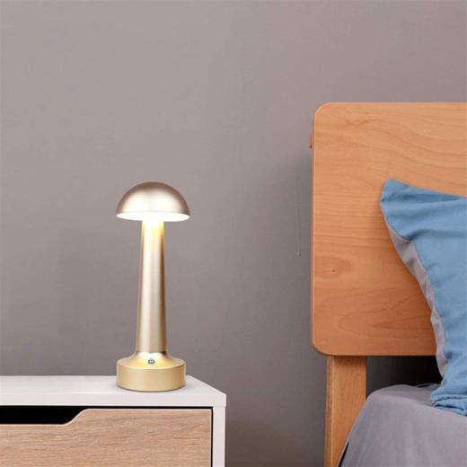 意大利 蘑菇造型复古轻奢LED台灯 金属机身 内置电池 按键调光 商品图3