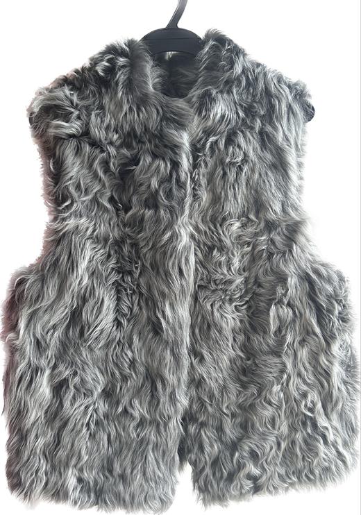 伯妮斯茵 | 轻奢保暖 100% 羊毛卷毛马甲 立领无袖设计 蓬松柔软 秋冬外搭款 SZ6PH67 月魄色 商品图0