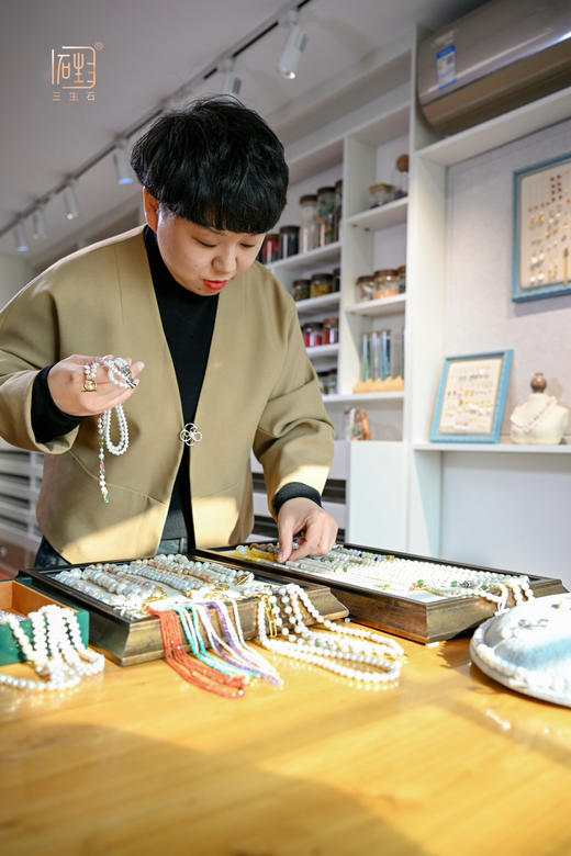 迎新年.十九年老店新装开业双庆福利 | 三生石“绽放”心中的花 珍珠多用胸针 商品图5