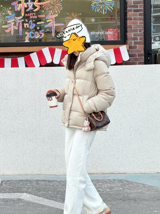 【三星95鹅绒】2025秋冬新款升级版LU五格鹅绒服女款！加厚短款羽绒服！ 商品图1