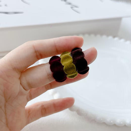 秋冬温暖感植绒银针耳环-纪念日百货门店同款168198102 商品图2