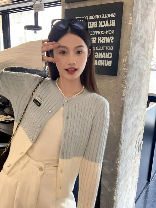 <曾小咸推荐>4.5 现货秒杀 ！微信超特价！撞色麻花肌理针织开衫 日常159.99 立减80 秒杀79.99！！ 商品图9