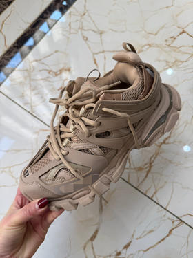 1227-6亏清 巴黎家 track 3.0 更饱满立体轻便 廓形厚底老爹鞋 情侣款运动休闲鞋 35-46码准码不要选大