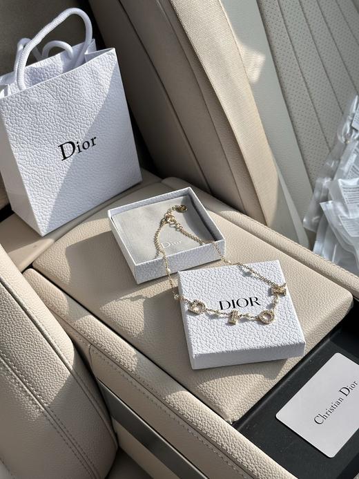 .意大利回流。 老渠道。 正品单！年底渠道公司货！ ！迪奥dior字母坠项链锁骨链 商品图0