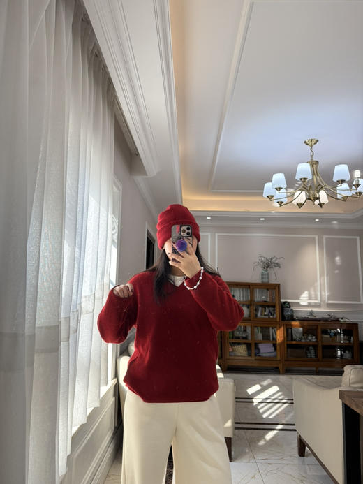 1227-5 渠道圆正 小禾 新年红 V领羊绒针织衫 我穿L 商品图3