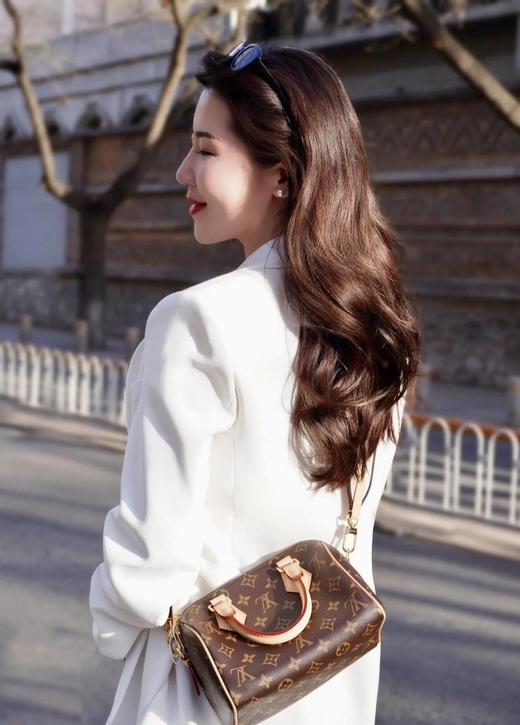 海外出入专柜版捡漏LVNano小枕头包 商品图14