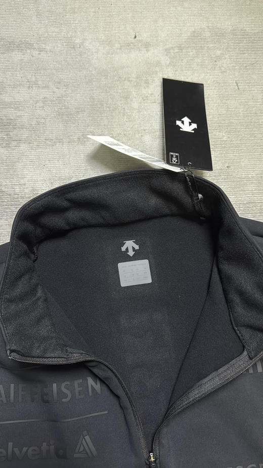 原单正品 DESCENTE迪桑特联名款半拉链长袖针织衫，尺码：M-3XL 
原价1190 商品图7