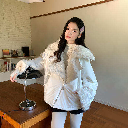 FTT FlyTheTruth『白桃奶绒』 羊羔毛白色夹克外套秋冬大翻领上衣 商品图0