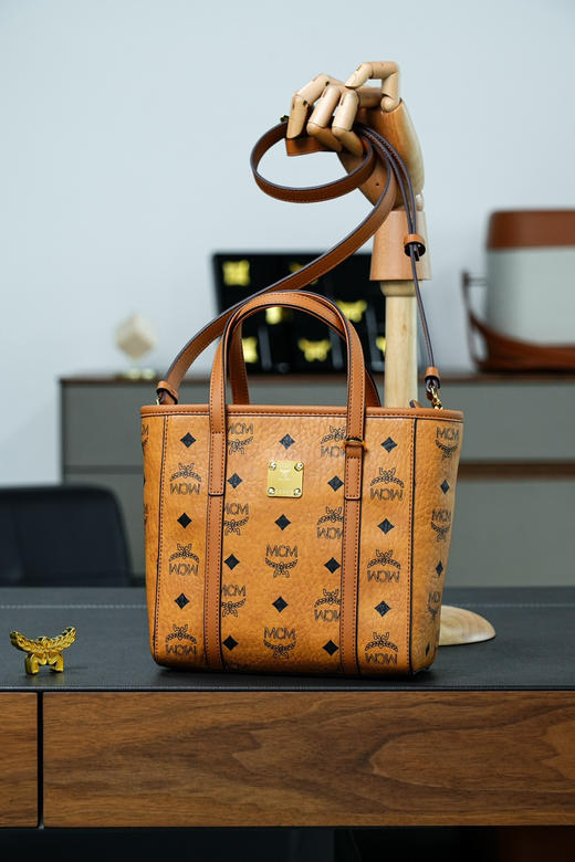 秋冬特惠💰760 原单MCM 原厂皮 经典菜篮子购物袋MWPAATN04CO001 干邑棕色 商品图7