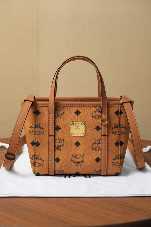 秋冬特惠💰760 原单MCM 原厂皮 新款菜篮子MWPFSMT03CO001 经典干邑色 商品图4