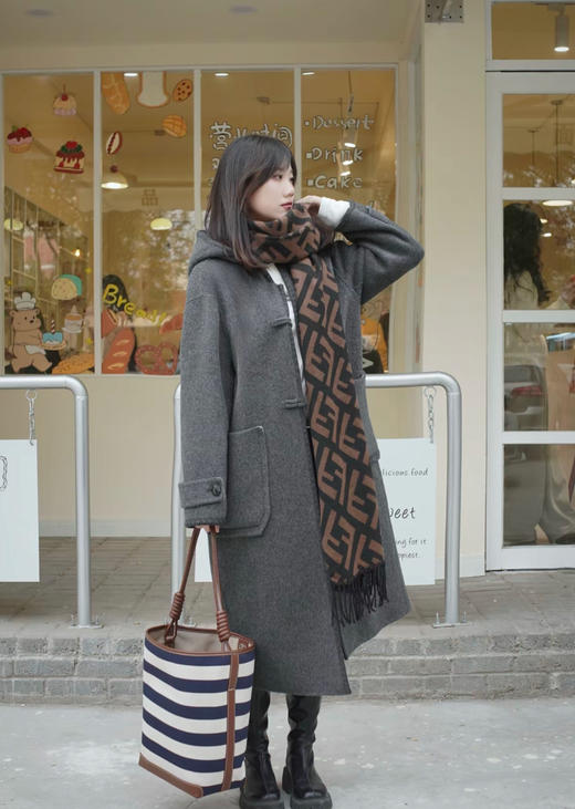 返场【充值1800档赠品】高定级质感大牌围巾-下单请“备注颜色，不备注随机发”（DSX） 商品图4